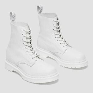 Dr. Martens 1460 PASCAL WOMEN'S MONO LACE UP BOOTS SIZE 6 US WHITE NWOB